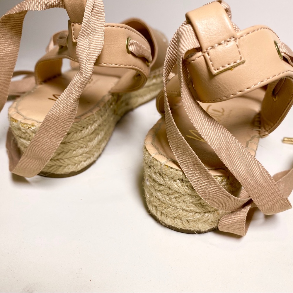 Nanette Lepore Beatriz Closed Toe Espadrilles Sz 7 - Picture 8 of 10